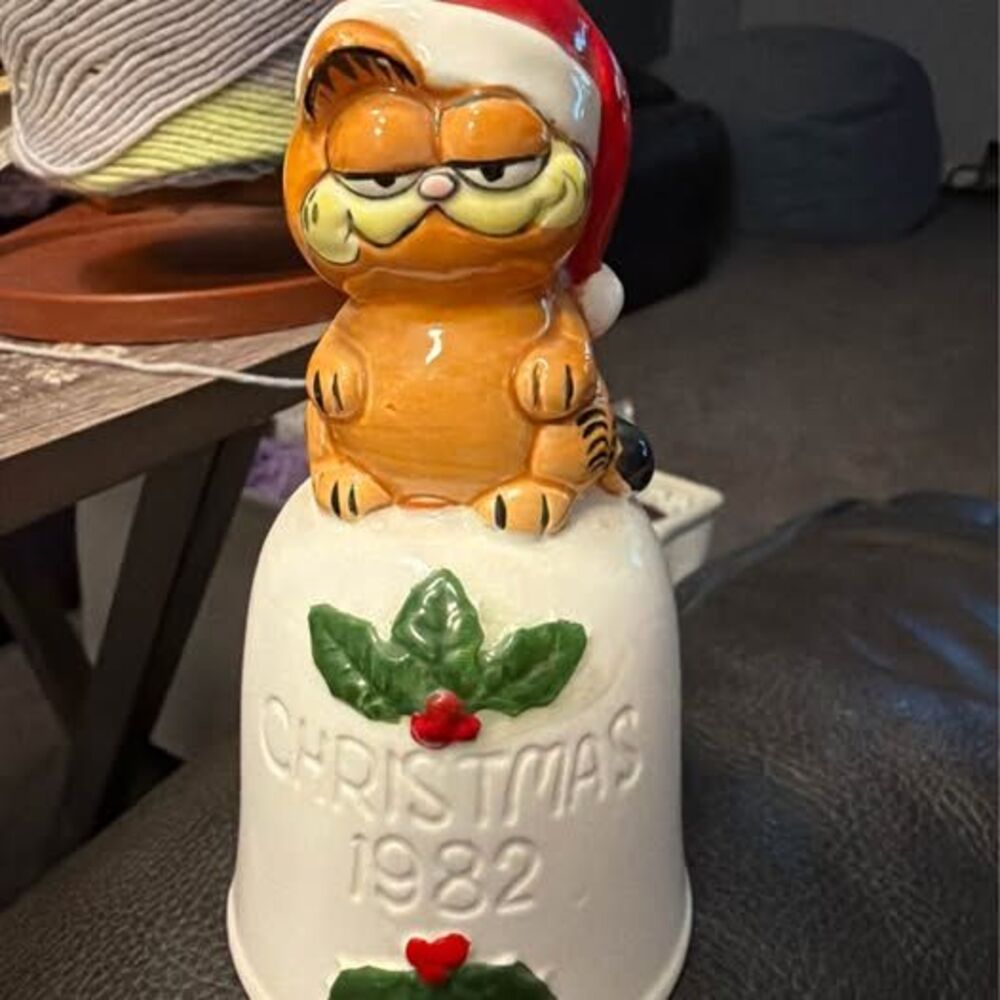 Garfield Christmas Bell 1982